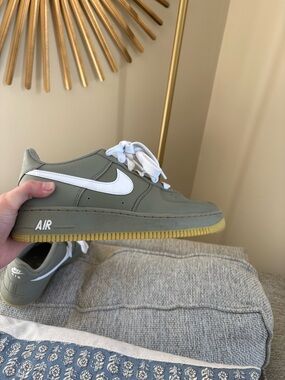 Nike Olive Green Low-Top Sneakers with White Swoosh